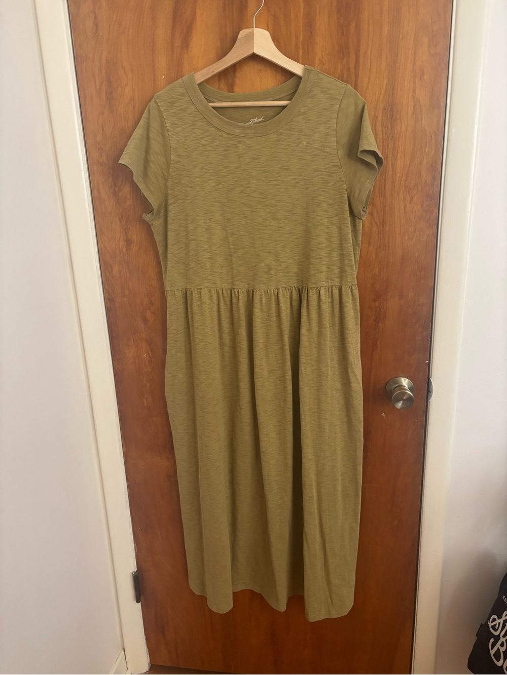 Universal Thread Olive Green Short Sleeve Tshirt Dress